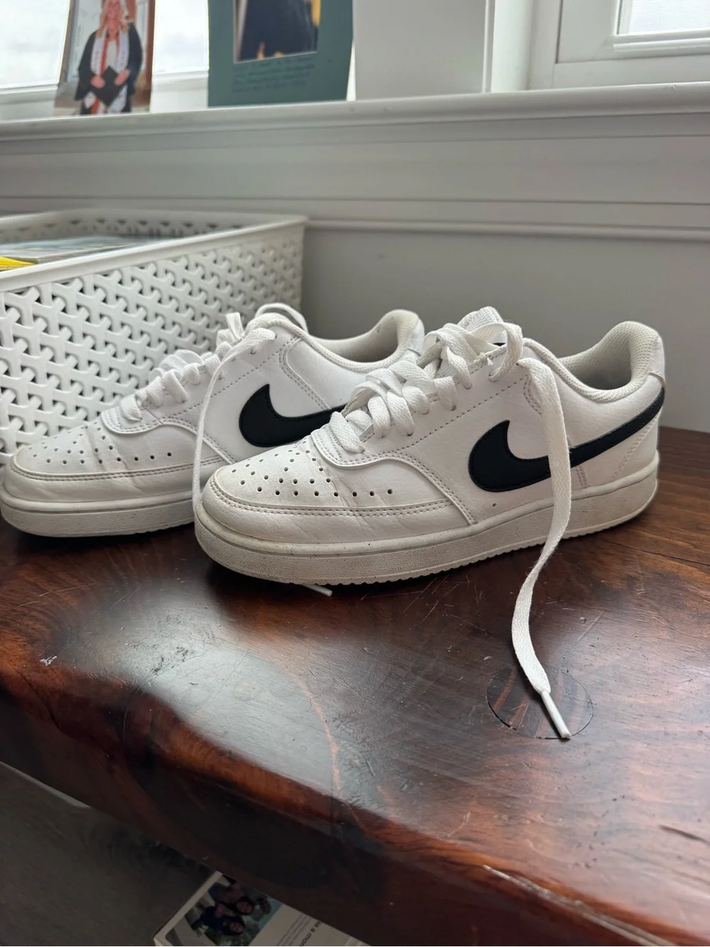 Nike classic court